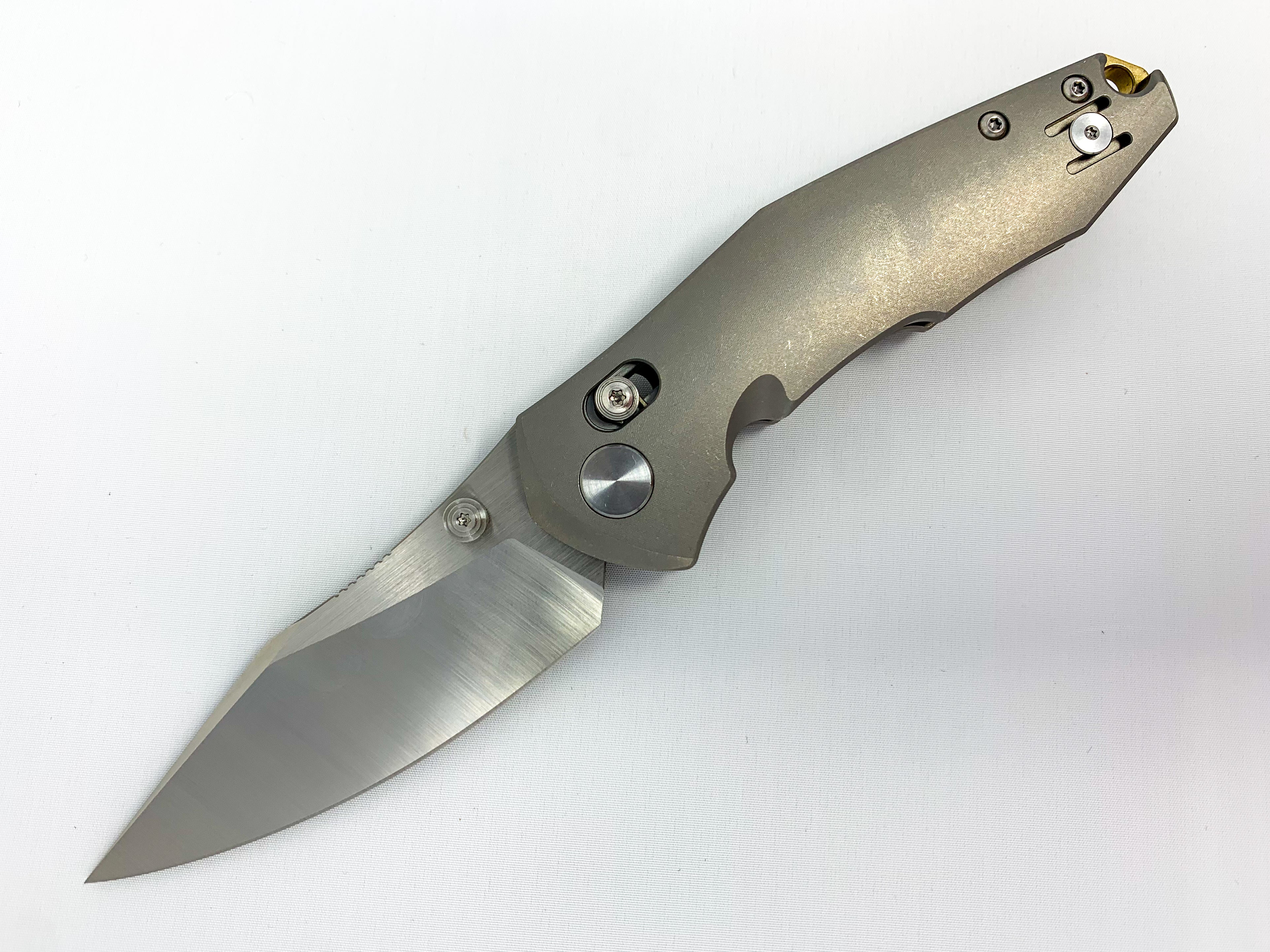 GiantMouse ACE Nazca - Cross Bar Lock - Titanium | St. Nick's Knives