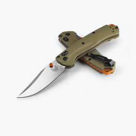 Benchmade Mini Taggedout - AXIS Lock - HUNT Series - CPM-S45VN - Green G10 Handle - 15534