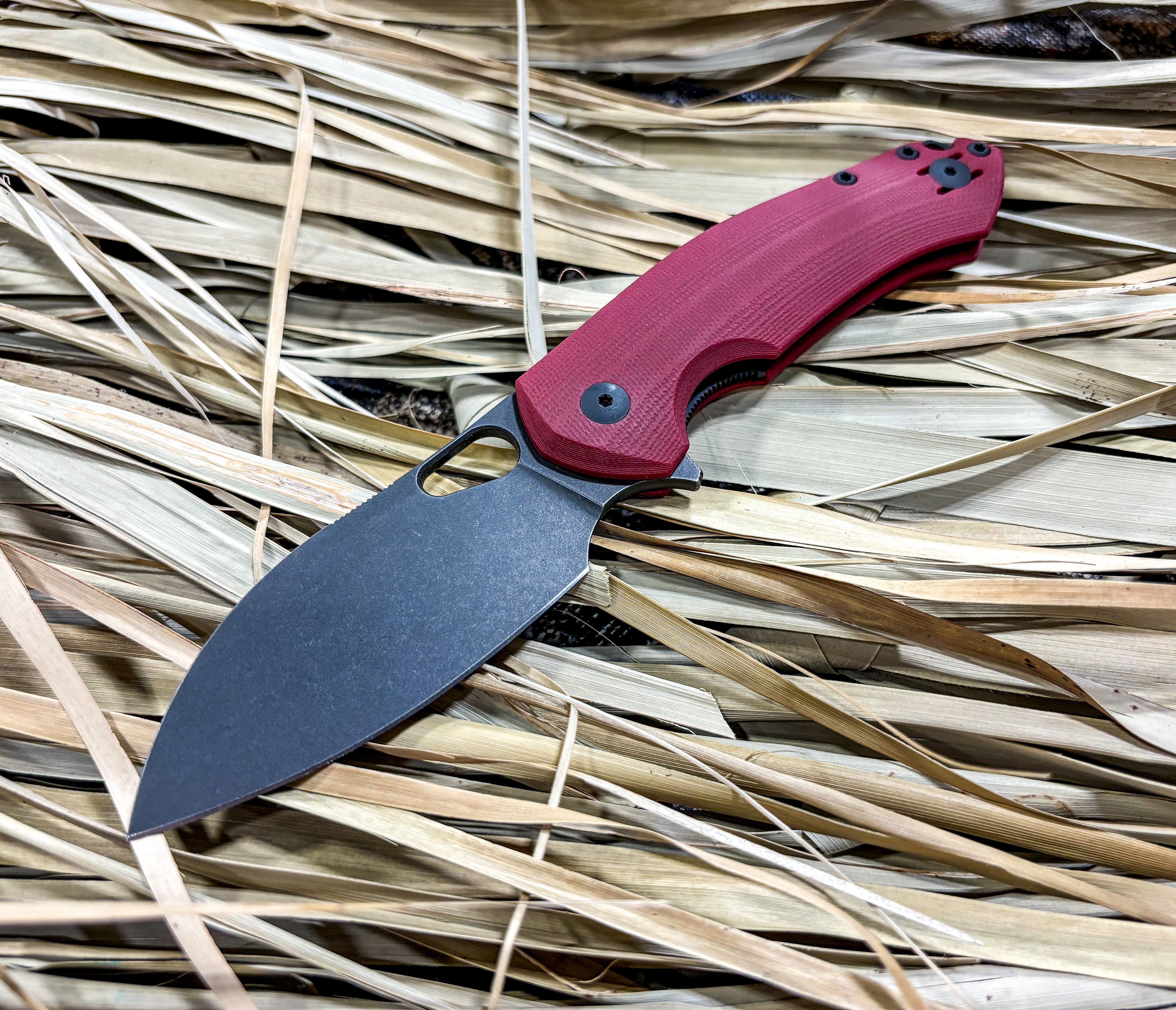 GiantMouse ACE Biblio XL - St. Nick's Knives Exclusive - Red G10 - Blackwashed Vanadis 4E Steel