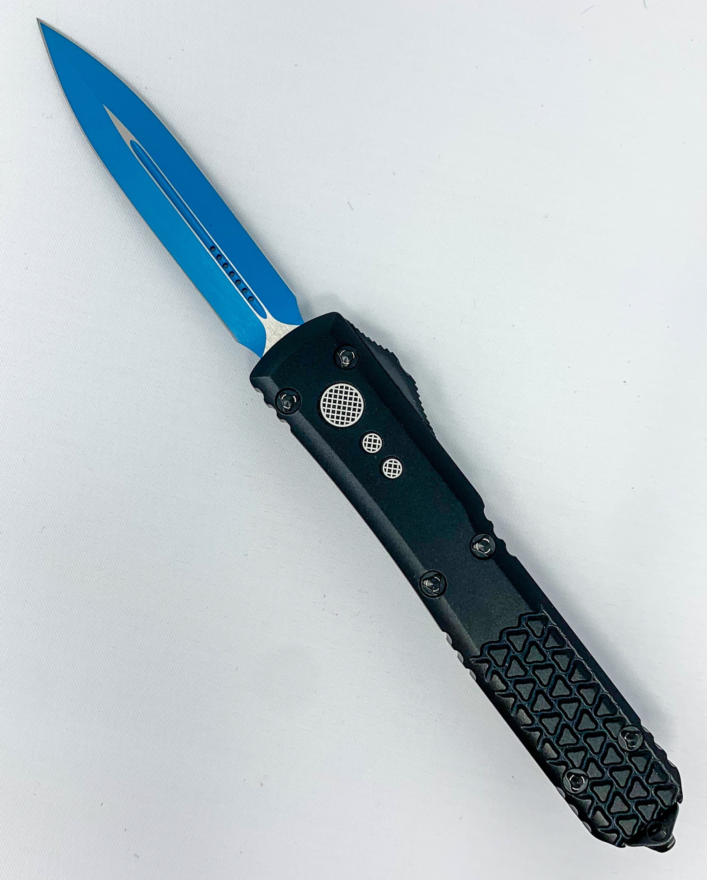 Microtech Ultratech - Double Edge Blue Blade - Black Hardware - Jedi Knight - Black Chassis - 122-1JK