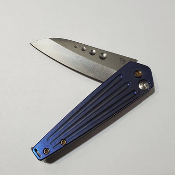 Medford Nosferatu Flipper - Tumbled Blade - Dark Blue Flamed Handles - S35VN