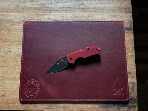 BWeiss Leather - St. Nick's Exclusive - Leather Display Mat