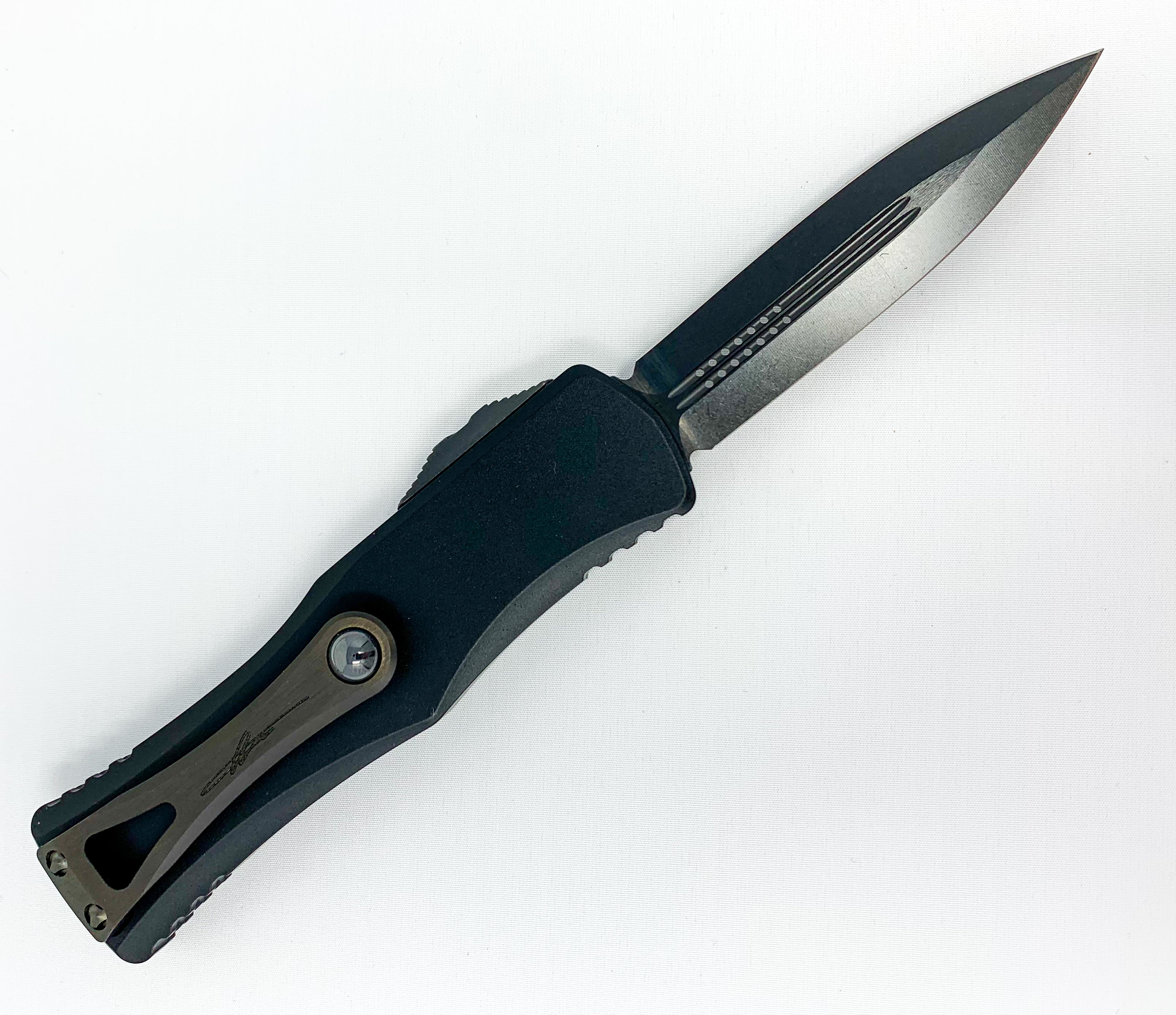 Microtech Hera - DLC Double Edge Dagger - Black Shadow Chassis - 702-1DLCTSH - 0