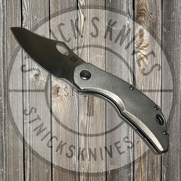 Olamic - Busker 365 - M390 Semper Blade - Satin Finish - Orange Peel Frames - 262S