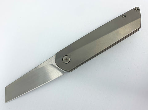 Brian Brown Knives Finch - M390 Steel - Titanium Handle