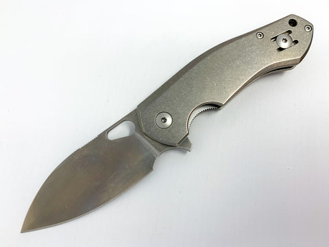 GiantMouse ACE Biblio - Titanium Handle - M390