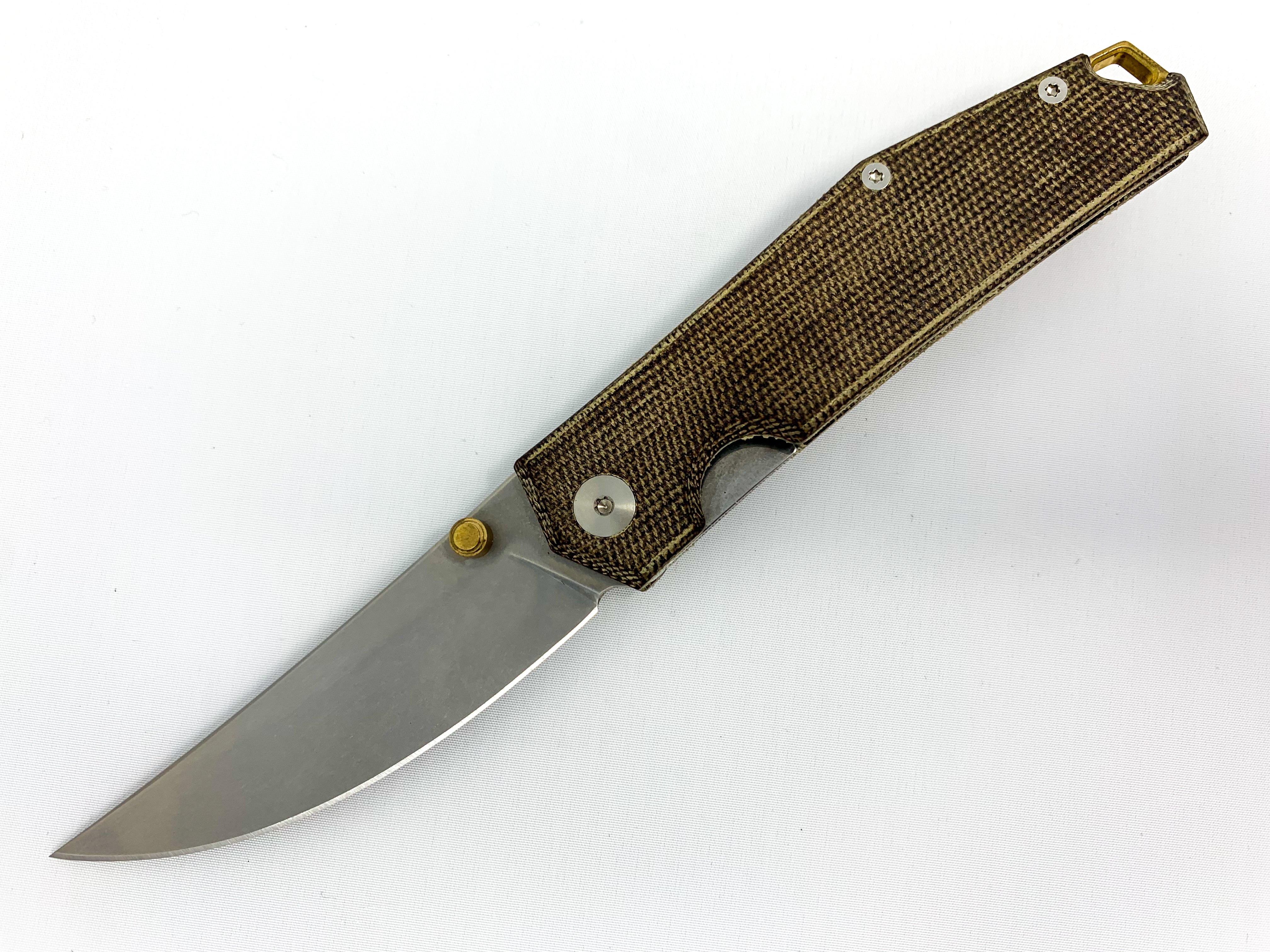 GiantMouse ACE Clyde - Green Canvas Micarta - ELMAX - Brass Thumbstud and Backspacer