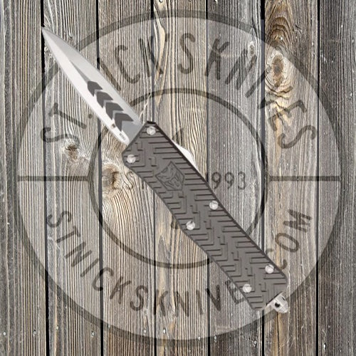 Cobratec - Grey Titan M390 Dagger Not Serrated - MGYTNM390DAGNS