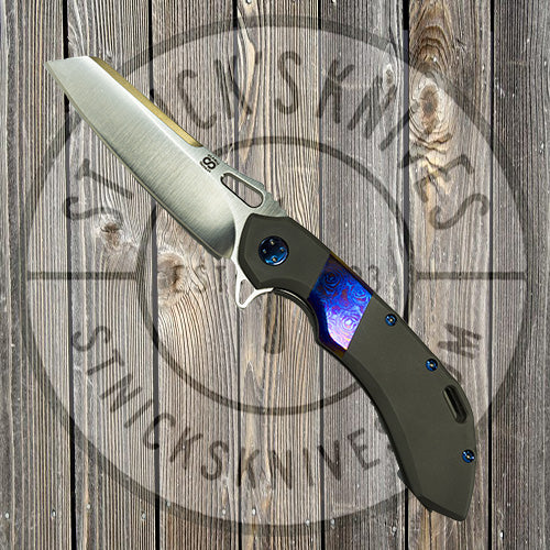 Olamic - Wayfarer 247 - M390 Sheepscliffe Blade - Satin Finish - Darkblast Frames - T144-S