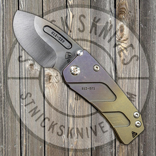 Medford - Der Hund - S35VN - PVD Blade Finish - Standard Grind - Ano Fade Handle - MK203MKT