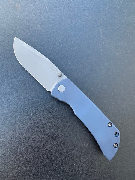 McNees Custom Knives MAC 2 - Matte Stonewashed Blade - Blue Ano Handle