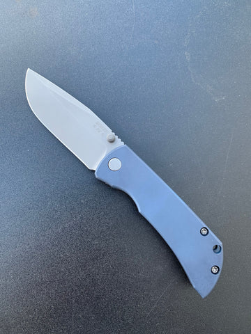 McNees Custom Knives MAC 2 - Matte Stonewashed Blade - Blue Ano Handle