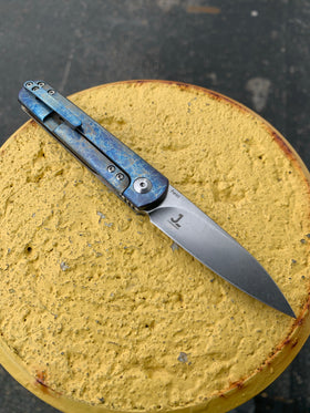 Kizer Feist - Drop Point - Lightning Strike Finish - St. Nick's Custom Anodization - 0