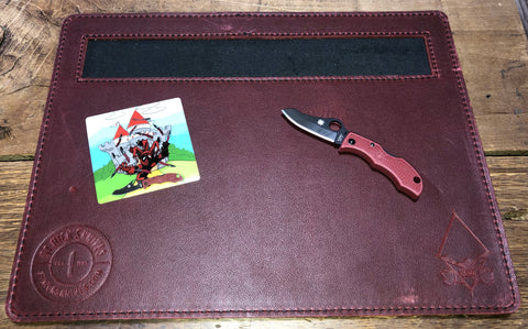 BWeiss Leather Leather Work Mat Combo - St. Nick's Exclusive - Spyderco Jester